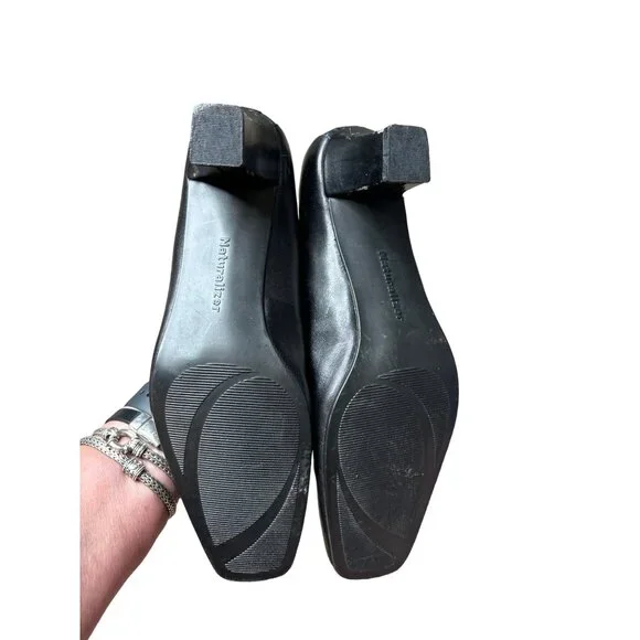 NATURALIZER WOMEN'S BLACK LEATHER AND FABRIC SLIP-ON PUMPS SZ 8.5 - Picture 5 of 7